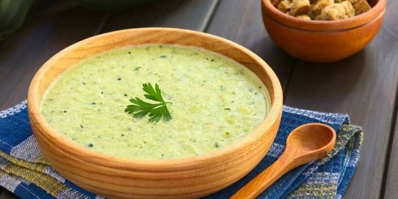 Cabbage and pumpkin puree soup is a healthy dish for the stomach in the hypoallergenic diet menu. 